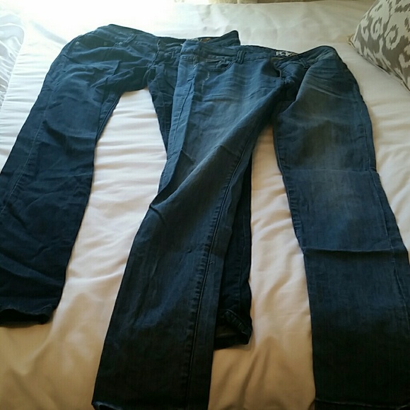 SOLD 2 pairs of Fox skinny jeans! NWOT sz 11