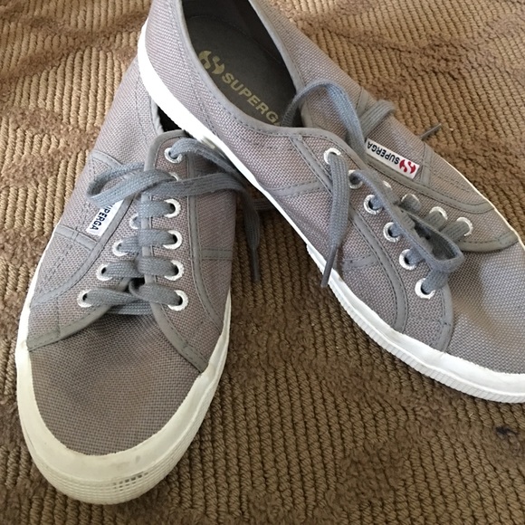 Superga sneakers!