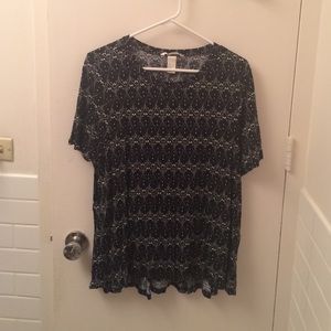 NWOT H&M flowy tee