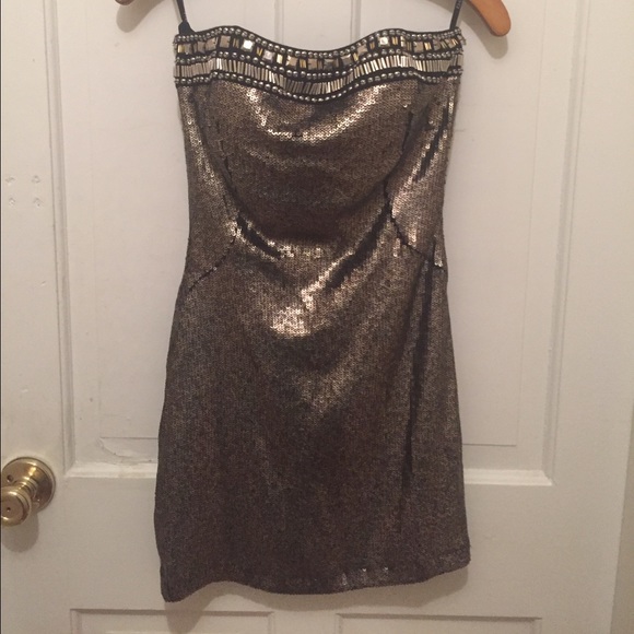 bebe GOLD AND BLACK SEQUIN MINI DRESS Jewel Detail