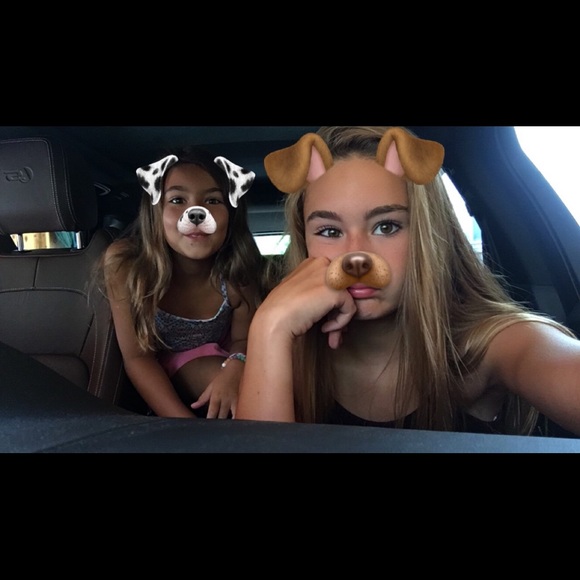 Meet your Posher, Olivia