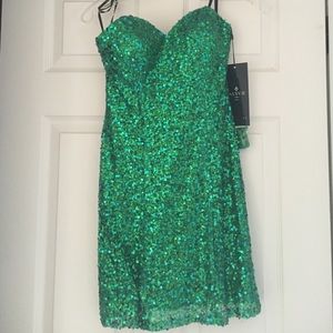 Sequin mini