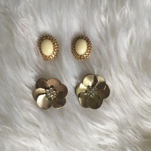 MUST GO by 11/20! Elegant Earring Set Floral +Oval