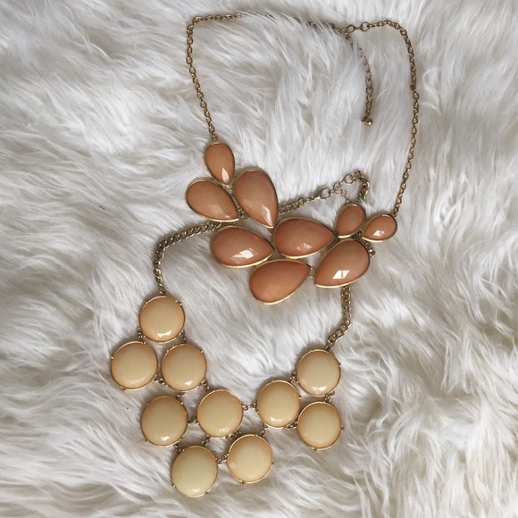 MUST GO by 11/20! Bauble Necklace Set