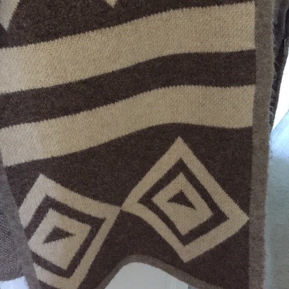 Cardigan - Picture 2 of 3