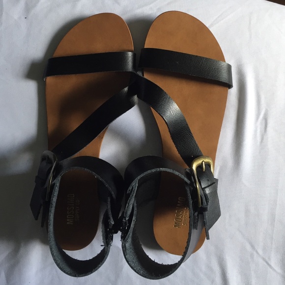 Leather Strap Sandals