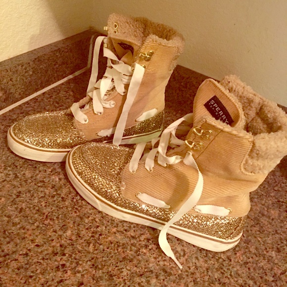 Sperry Boot Gold and Unique