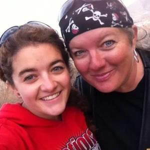 Meet your Posher, Carlyn