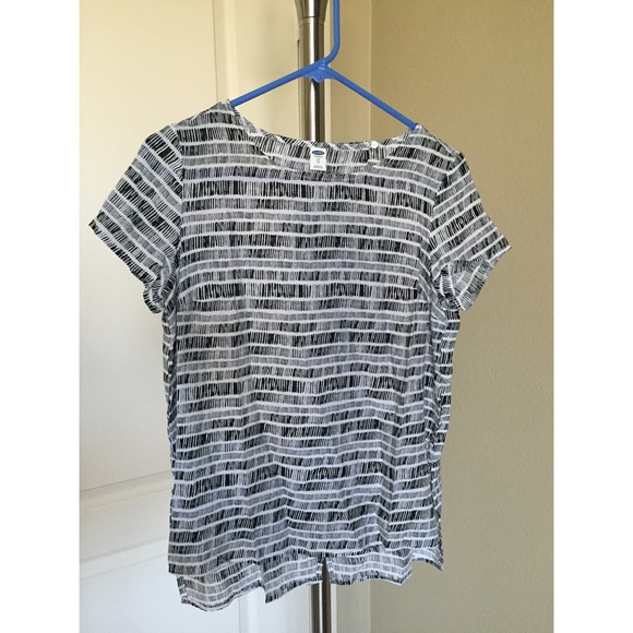 Split Back Shirt - Picture 2 of 3