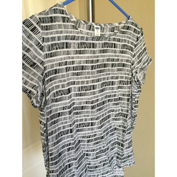 Split Back Shirt - Picture 3 of 3