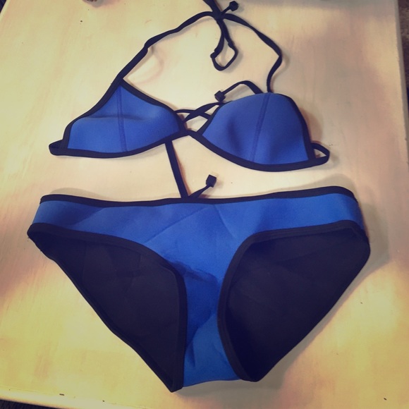 Triangl swimsuit blue and black