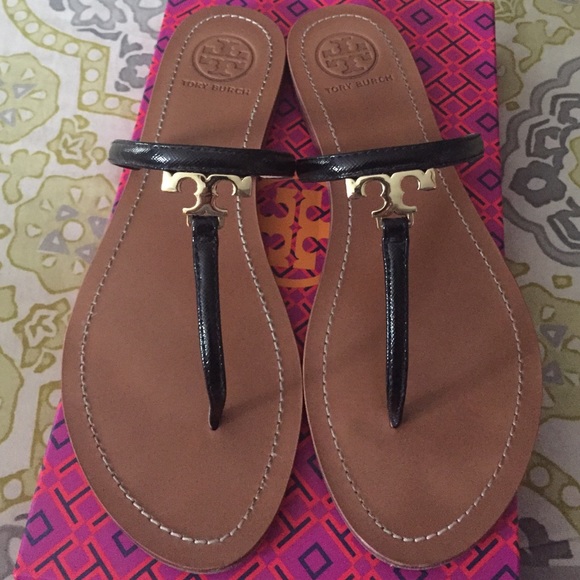 Tory Burch T logo Flat Thong Size 9