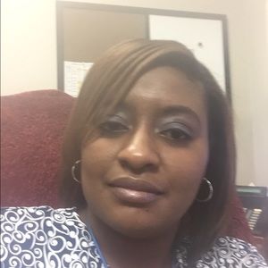 Meet your Posher, Shemeka