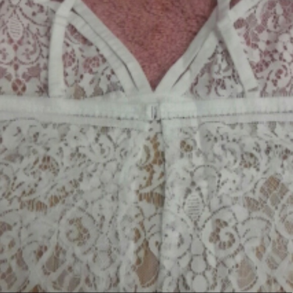 SALE! ✨ Lace Bralette (Black) - Picture 5 of 5