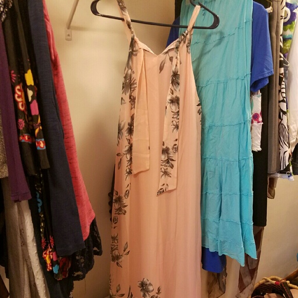 Classy dress, peach color w/floral design
