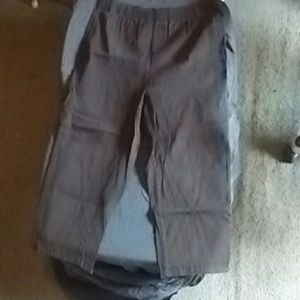 Avenue Jeans capri pants