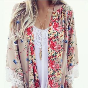 🌟HOST PICK🌟Kimono Floral