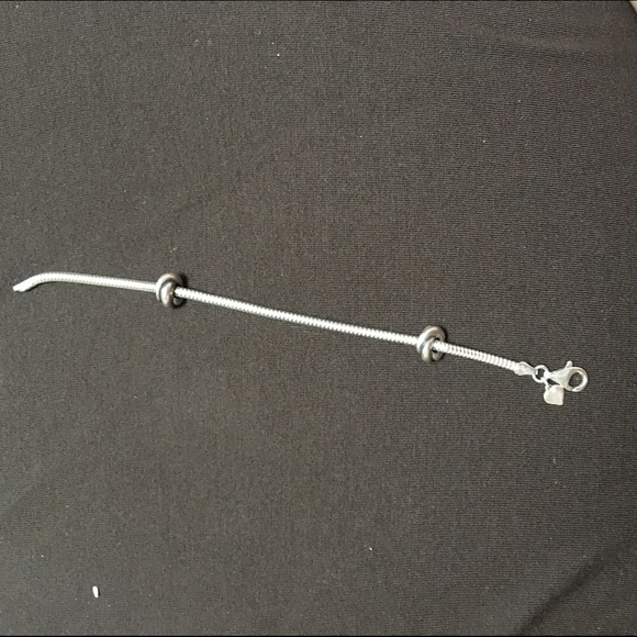 Pandora charm bracelet with two spacers - Picture 1 of 4