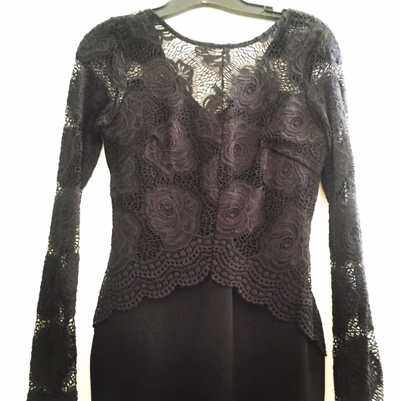 LACE BODIED DRESS - Picture 1 of 2