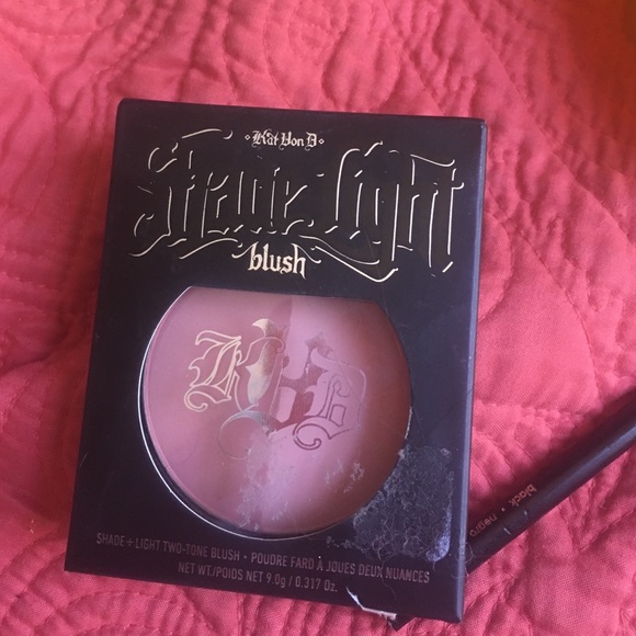 Kat Von D blush
