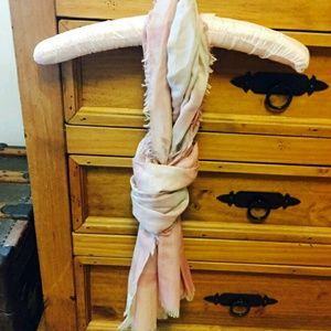 Burberry scarf ash rose