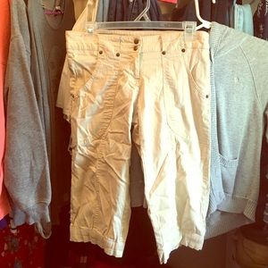 No boundaries capris