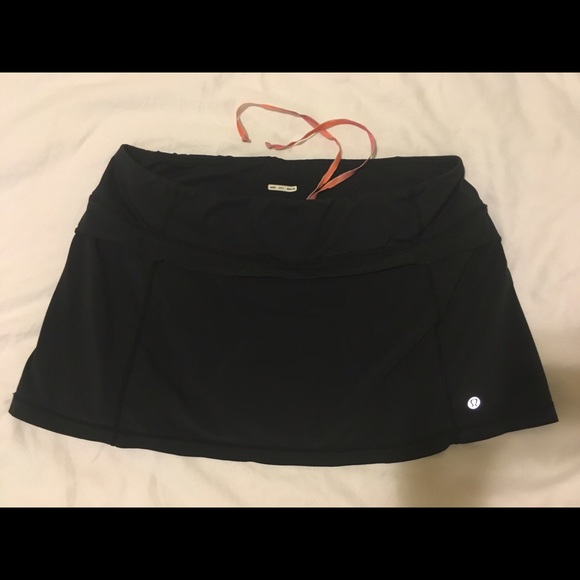 Lululemon Skort sz 8