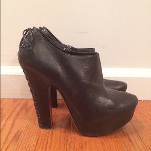 Alaia Platform Booties