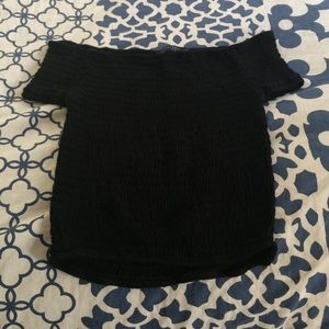 Brandy Melville off shoulder top