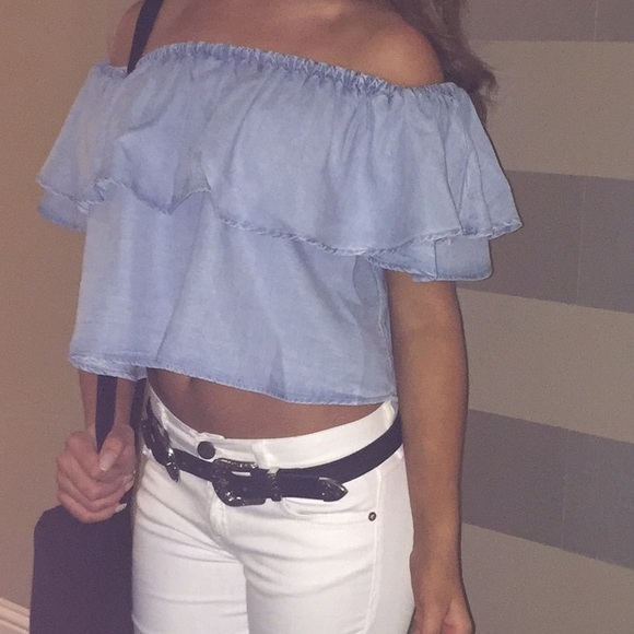 Zara top size small
