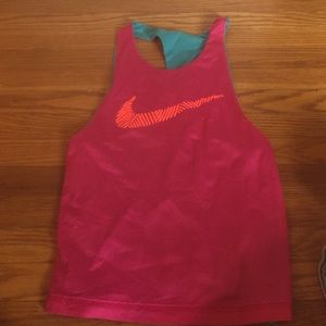 Nike reversible piny