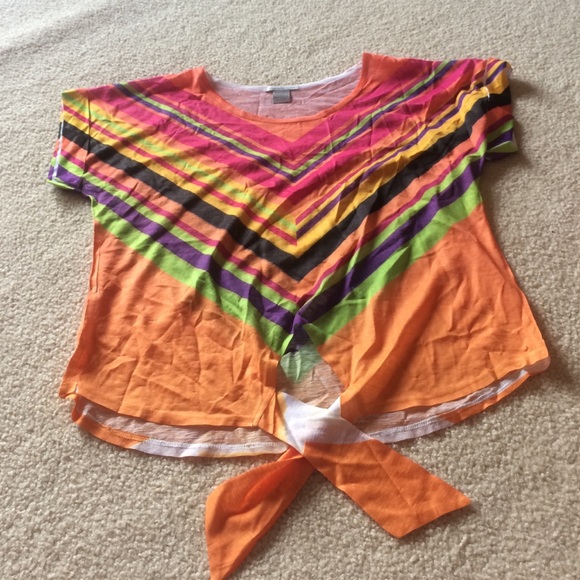 Multi color top