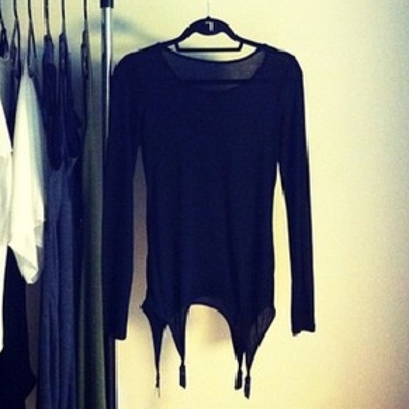 Long sleeve Garter Tee