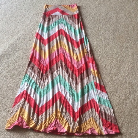 Maxi skirt - Picture 2 of 2