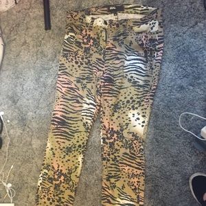 BDG animal print pants size 28