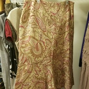 Beautiful paisley patterned skirt, size 14