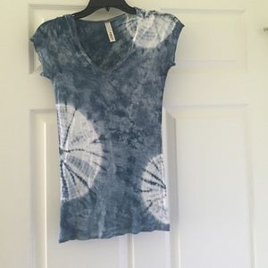 Blue Tie Dye V Neck