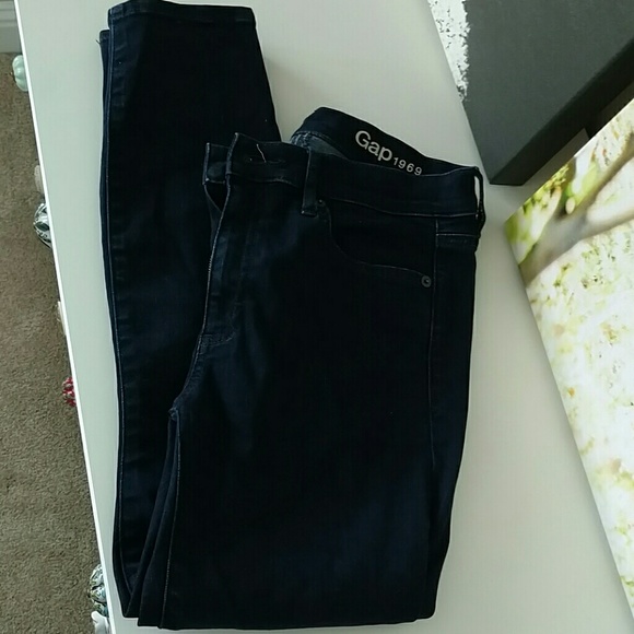 Gap skinny jeans