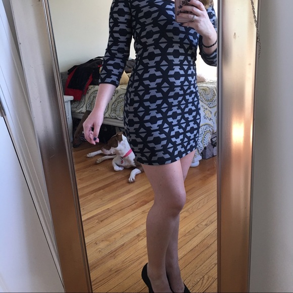 Meet your Posher, Alexus - Picture 2 of 3