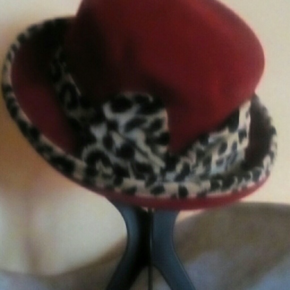 Hat - Picture 3 of 3