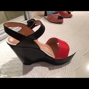 Robert Clergerie Shoes - Robert Clergerie stunning platform sandals Robert Clergerie Shoes - Robert Clergerie stunning platform sandals