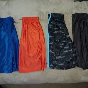 Boys athletic shorts sz L 10-12 lot of 4 pair!@!