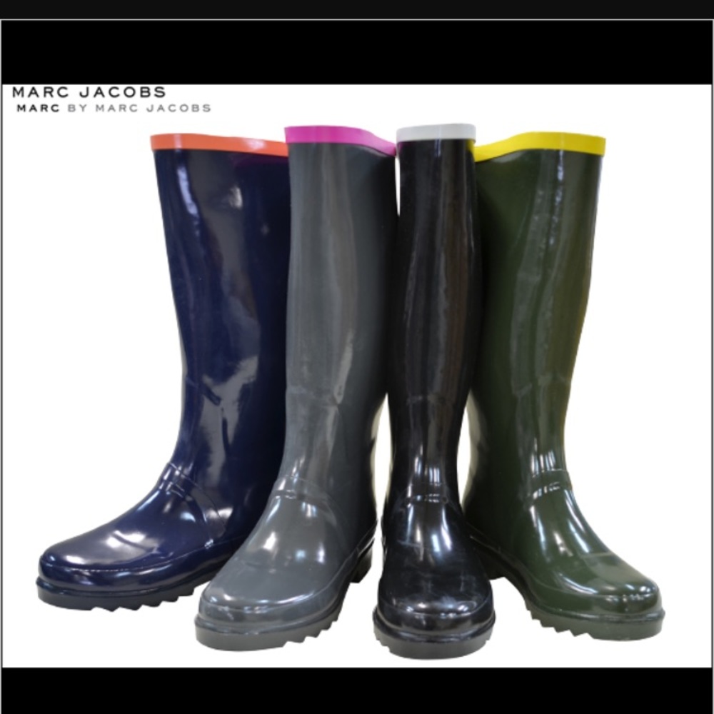 CLOSET CLEAR OUT MARC JACOBS RAIN BOOTS