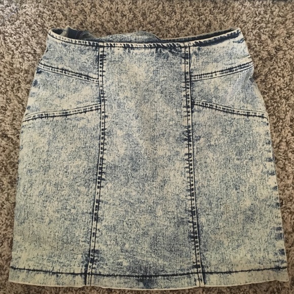 Acid wash denim skirt
