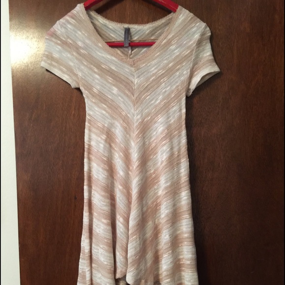 Stretchy thin sweater top juniors size small - Picture 1 of 4