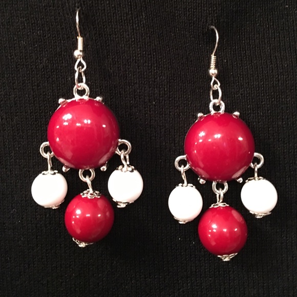 ALABAMA FANS Pierced Earrings red and white - Picture 4 of 4