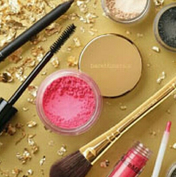 Pink Cheek Tint + Brush