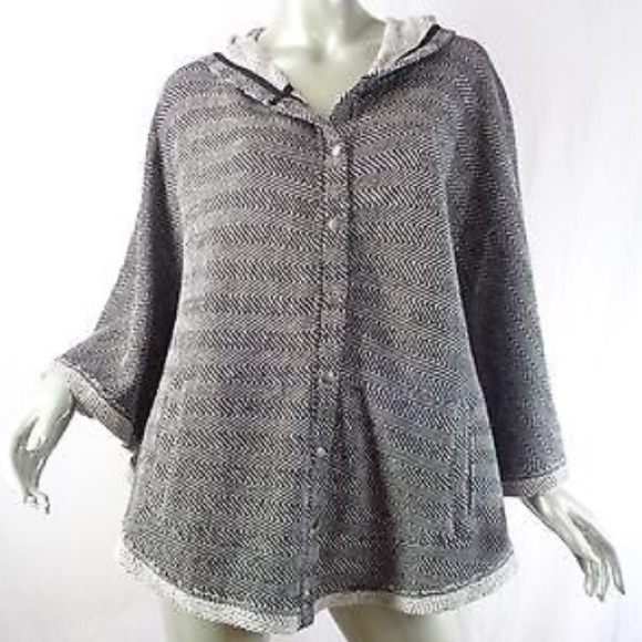 CUTE Lucky Brand Soft Hooded Poncho