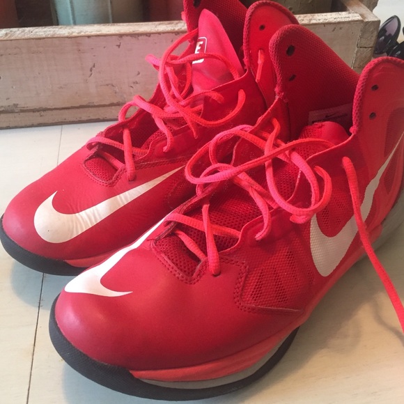 Men's Basketball Shoes