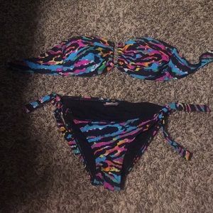 Strapless bikini